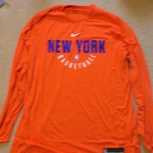 New York basketball longsleeve T-shirt